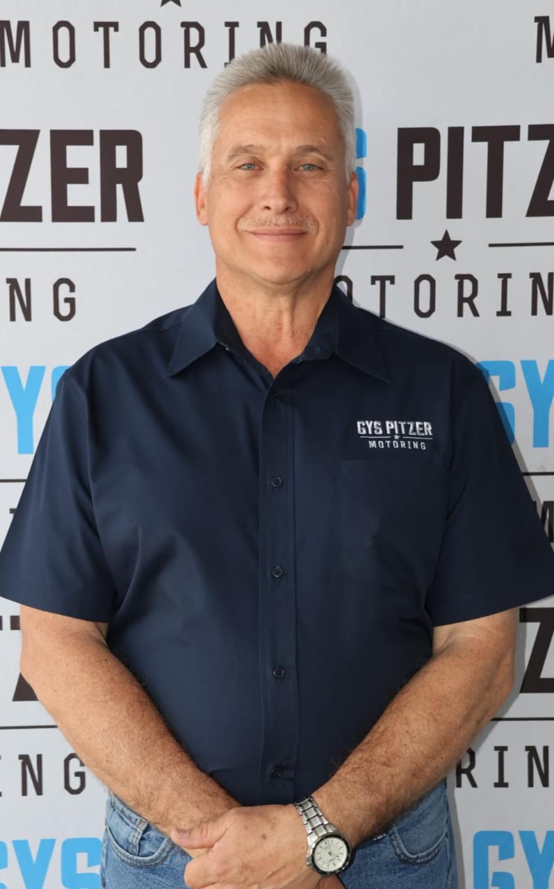Hennie Kotze
